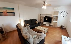 3F, Aire Acondic, 80M2, 2 Dormitorios, 4 Huespedes, Wifi Gratis